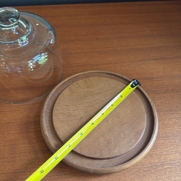 Teakwood cheese dome or butter dish, glass, cover tea, bottom, vintage, and cute - Picture 4 of 5